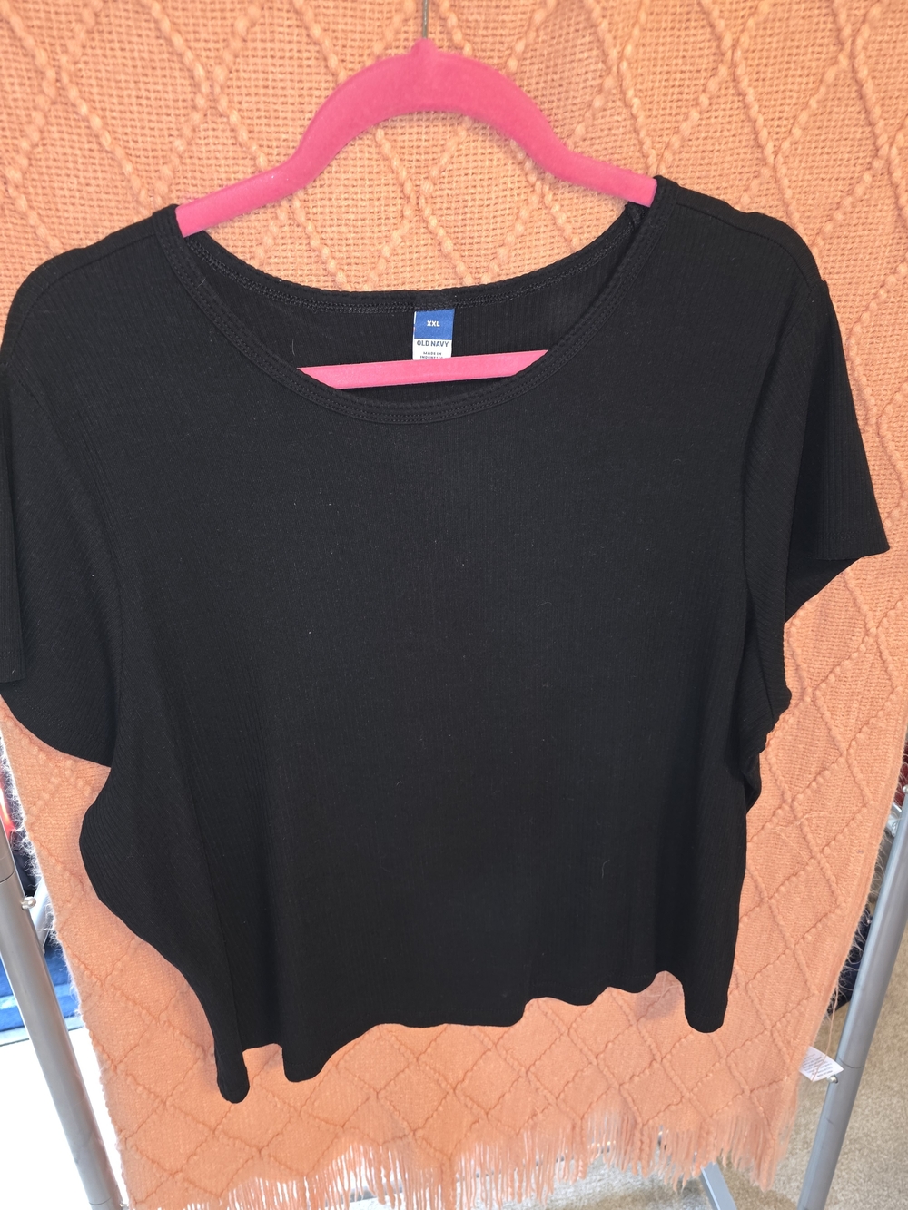 Old Navy Black Ribbed Crop Tee